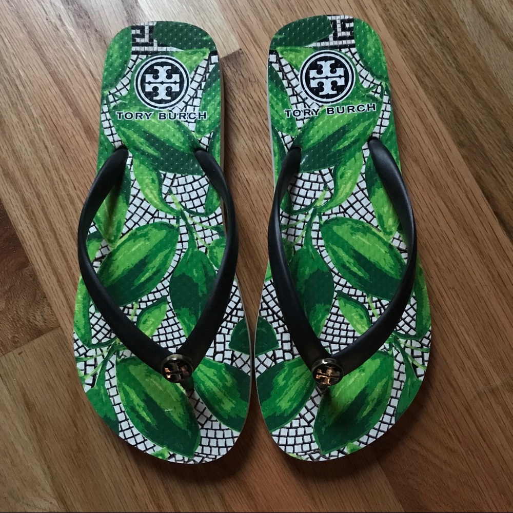 NWOT Girls Tory Burch thin flip flop black green